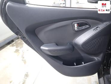 2011 - hyundai tucson