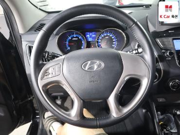 2011 - hyundai tucson
