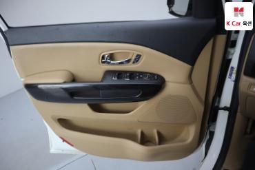 2017 - kia carnival
