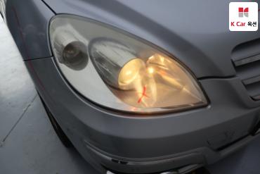 2010 - mercedes-benz b200