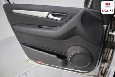 2010 - mercedes-benz b200