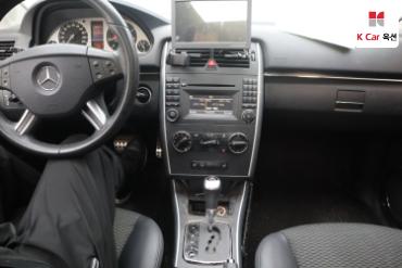 2010 - mercedes-benz b200