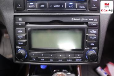 2011 - hyundai grandeur
