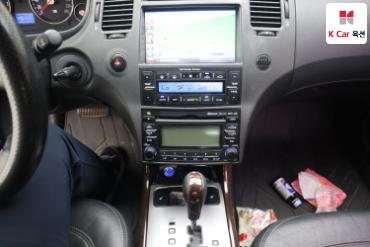 2011 - hyundai grandeur