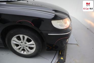 2011 - hyundai grandeur