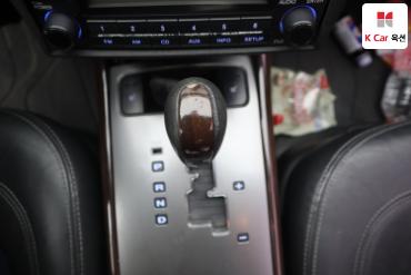 2011 - hyundai grandeur