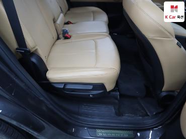 2023 - kia sorento