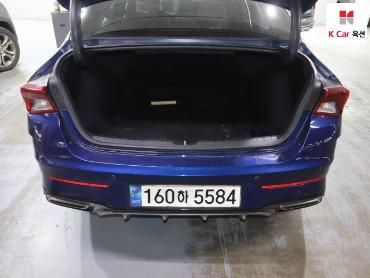 2022 - kia k5