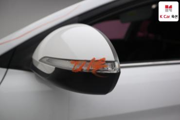 2017 - hyundai avante