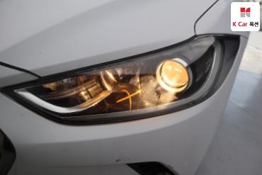 2017 - hyundai avante