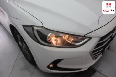 2017 - hyundai avante