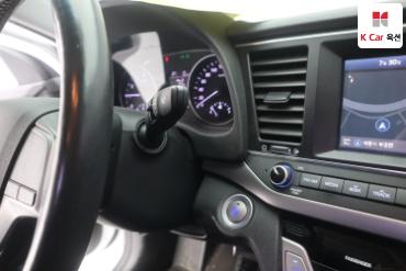 2017 - hyundai avante