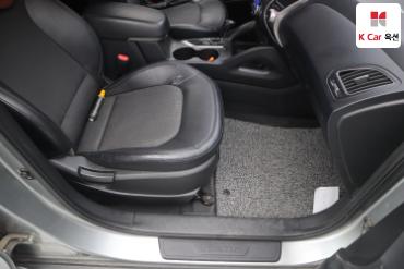 2011 - hyundai tucson