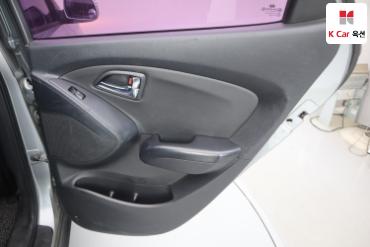 2011 - hyundai tucson