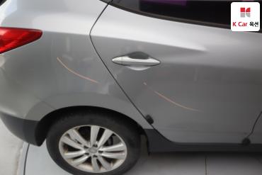2011 - hyundai tucson