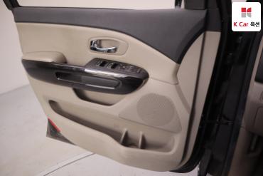 2020 - kia carnival