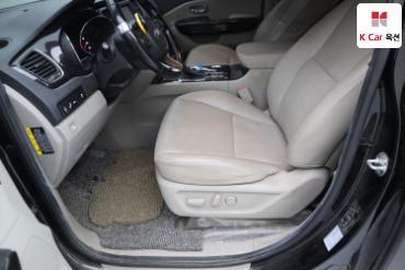 2020 - kia carnival