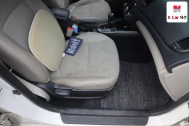 2010 - kia forte
