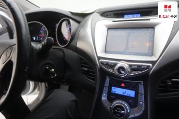 2013 - hyundai avante