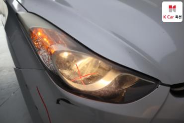 2012 - hyundai avante