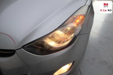 2012 - hyundai avante