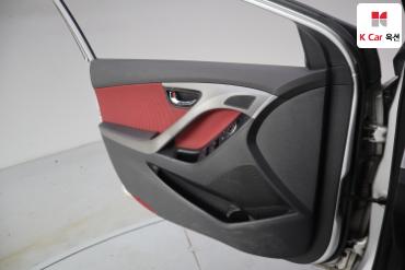 2012 - hyundai avante