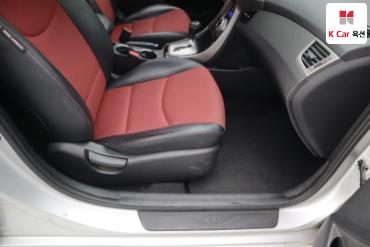 2012 - hyundai avante