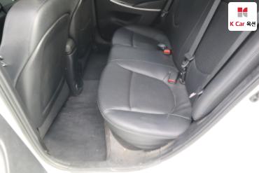 2015 - hyundai accent