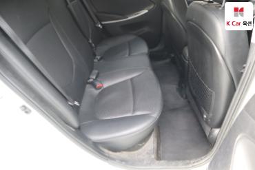 2015 - hyundai accent