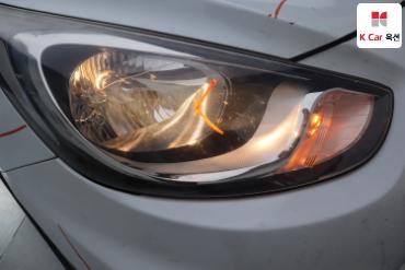 2015 - hyundai accent