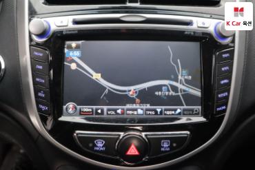2015 - hyundai accent