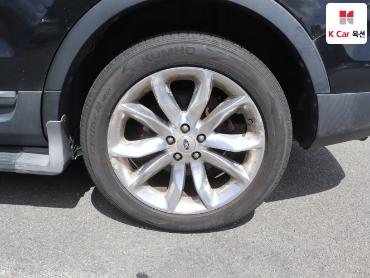 2013 - ford explorer