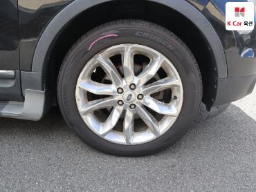 2013 - ford explorer