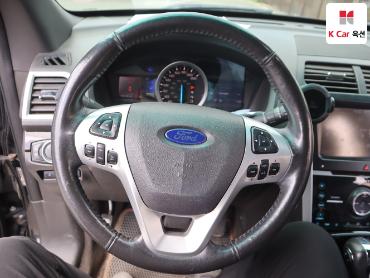 2013 - ford explorer