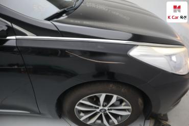 2011 - hyundai grandeur