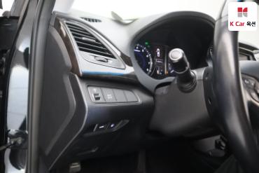2011 - hyundai grandeur