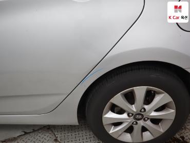 2015 - hyundai accent