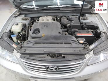 2010 - hyundai grandeur