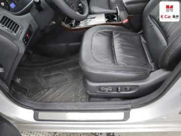 2010 - hyundai grandeur