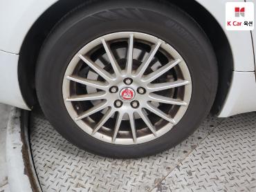 2015 - jaguar xf