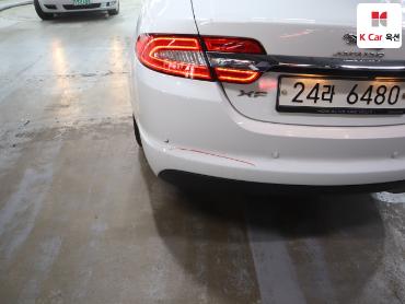 2015 - jaguar xf