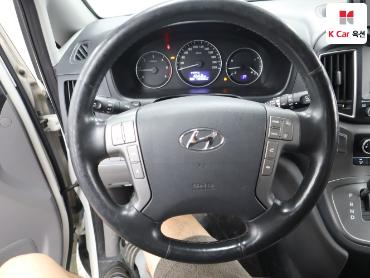 2019 - hyundai grand starex