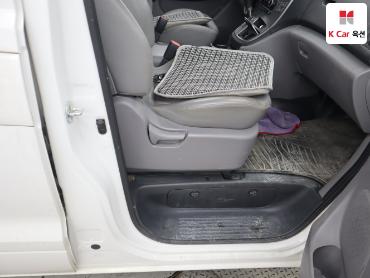 2019 - hyundai grand starex
