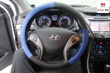 2014 - hyundai avante