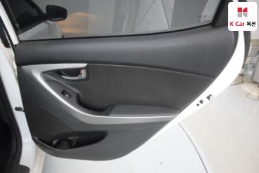 2014 - hyundai avante