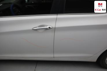 2014 - hyundai avante