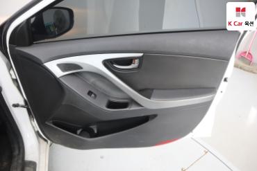 2014 - hyundai avante