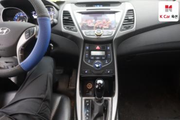 2014 - hyundai avante