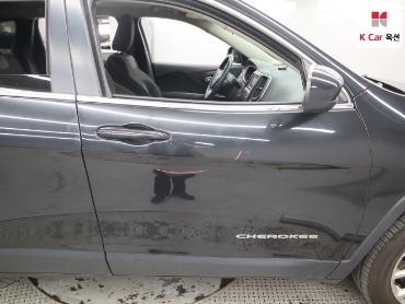 2014 - jeep cherokee