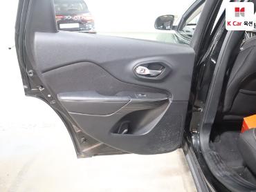2014 - jeep cherokee